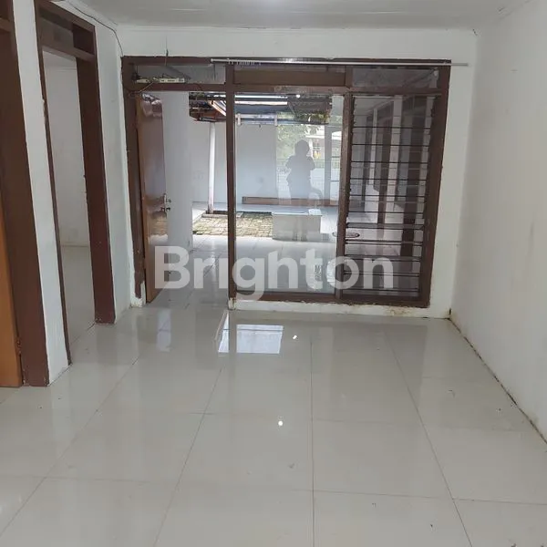 image RUMAH SUTOREJO DEKAT DENGAN PAKUWON CITY (2)