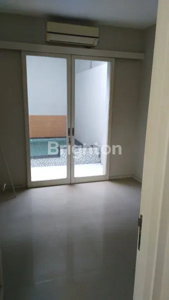 image RUMAH DEKAT TAMAN PUSPA RAYA (4)