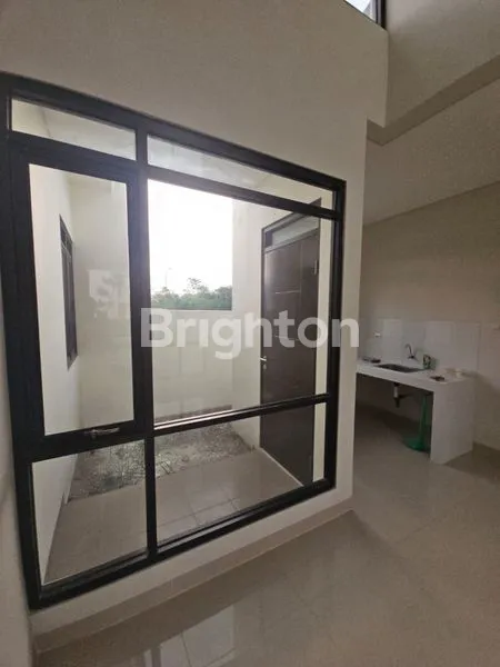 image RUMAH STRATEGIS SIAP HUNI DI SENTUL (6)