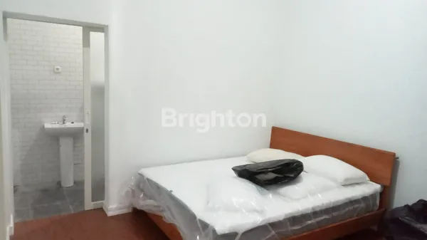 image RUMAH BAGUS 2 LANTAI, MUTIARA REGENCY-SIDOARJO (4)