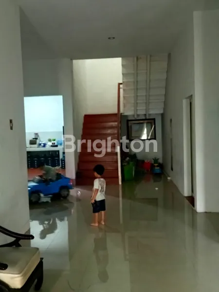 image RUMAH BAGUS 2 LANTAI, MUTIARA REGENCY-SIDOARJO (7)