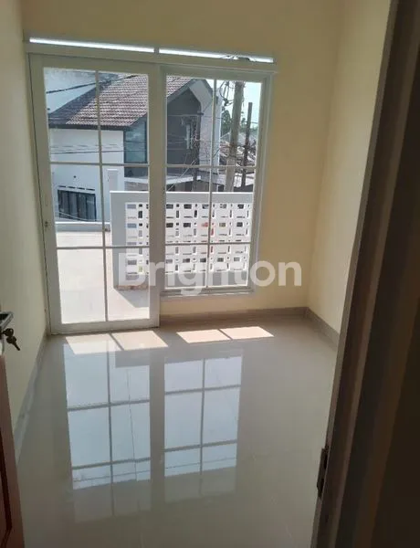 image TURUN HARGA RUMAH BARU KOMP BUMI ADIPURA DEKAT SUMMARECON BANDUNG (4)