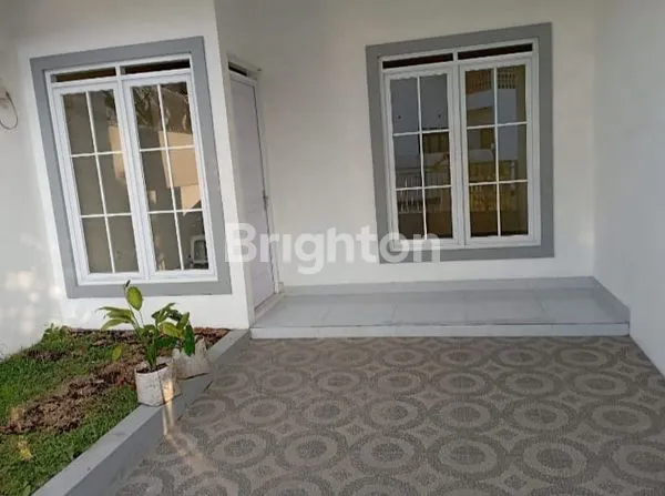 image TURUN HARGA RUMAH BARU KOMP BUMI ADIPURA DEKAT SUMMARECON BANDUNG (2)