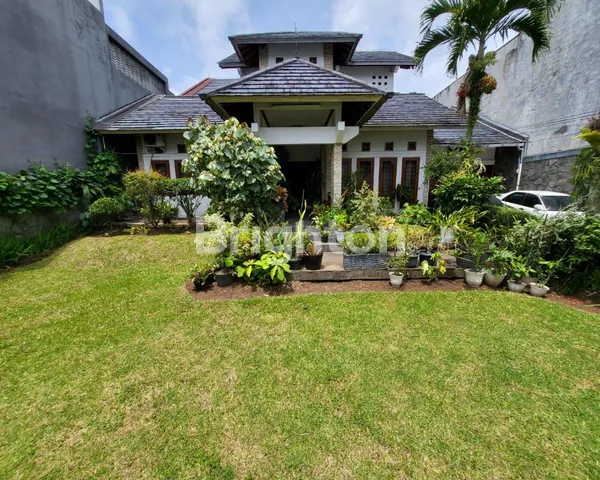 image RUMAH BESAR DAN MEWAH DI KOMPLEKS ELIT SETRA SARI BANDUNG UTARA KOTA BANDUNG. (1)