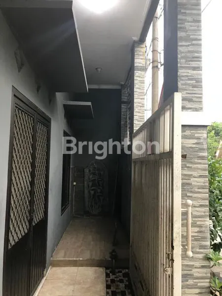 image RUMAH 2 LANTAI DIJUAL CEPAT – PERUM PONDOK MUTIARA, SIDOARJO KOTA (DEPAN RS DELTA SURYA & LIPPO MALL) (8)