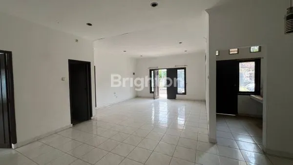 image RUMAH HOOK  ASRI STRATEGIS (5)