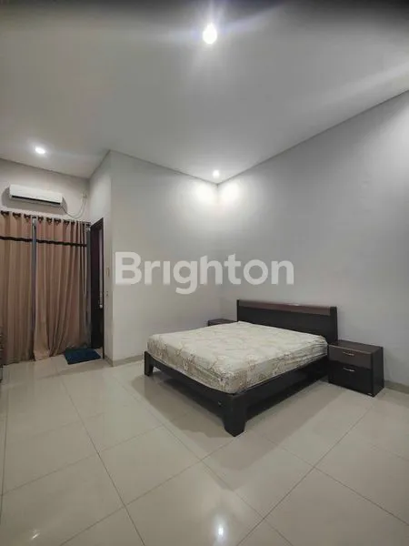 image RUMAH SIAP HUNI SIMPANG DARMO PERMAI SELATAN (SDPS) SURABAYA, LOKASI STRATEGIS DEKAT DENGAN PAPAYA SUPERMARKET DAN PAKUWON MALL (3)