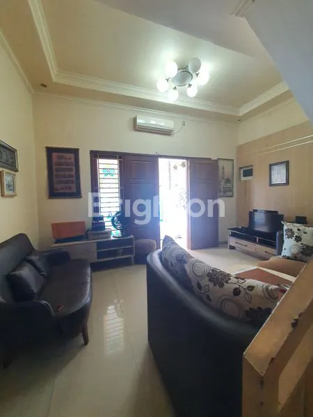 image RUMAH 2.5 LT SIAP HUNI DI  GREEN SEMANGGI MANGROVE  SURABAYA TIMUR (2)