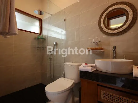 image VILLA WHITE STONE MEWAH DAN CANTIK DALAM PERUMAHAN DI MUNGGU (7)