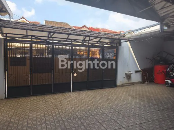 image RUMAH SIAP HUNI MERUYA DEKAT PUSAT KULINER JAKARTA BARAT (1)