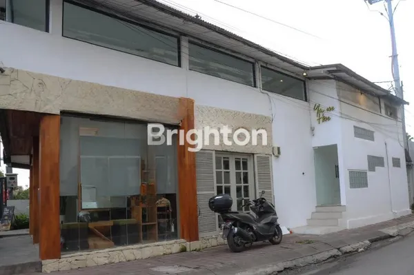 image RUANG USAHA MODERN LOKASI PREMIUM DAN POTENSIAL AREA CANGGU-BADUNG (1)