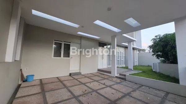 image RUMAH BESAR 2 LANTAI DI VPT TIDAR MALANG (2)