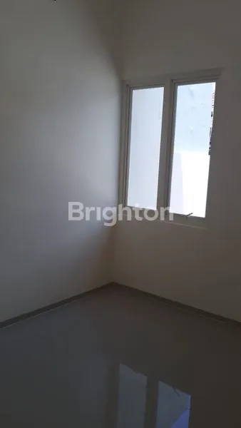 image RUMAH BARU DEKAT AMESTA LIVING RUNGKUT MODERN TENGAH (8)