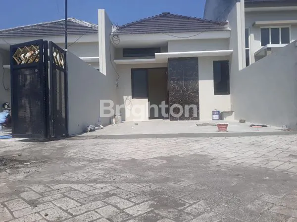 image RUMAH BARU SIAP HUNI DI SURABAYA TIMUR (2)