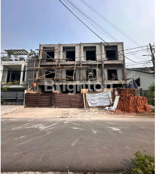 image RUMAH MEWAH TANJUNG DUREN 3 LANTAI (1)