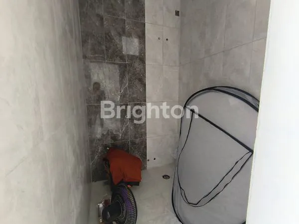 image RUKO BARU 4 LANTAI DI JELAMBAR JAKARTA BARAT (5)