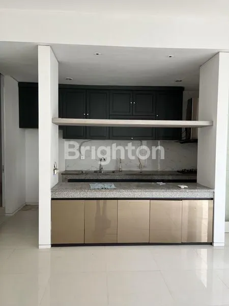 image GOLF AVENUE (1)