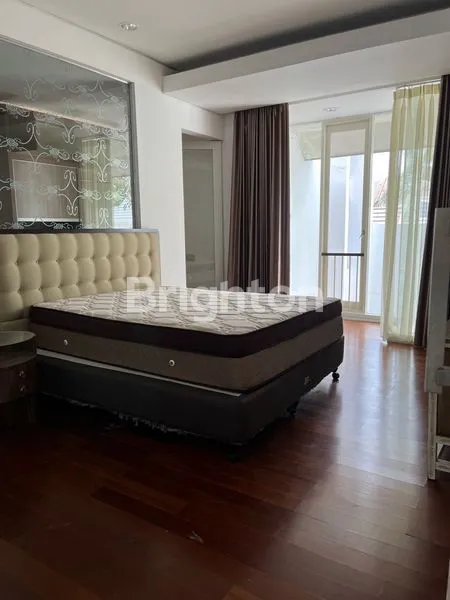 image GOLF AVENUE (3)