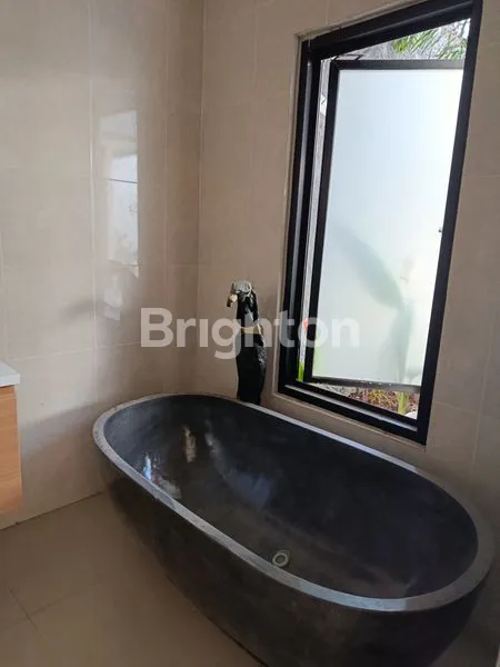 image VILLA MODERN DI SANUR (5)