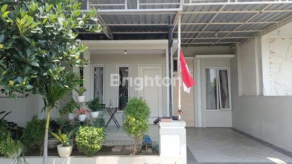 DISEWAKAN RUMAH EXCLUSIVE DI RING ROAD MADIUN – FULL PERABOT, LOKASI NYAMAN & STRATEGIS