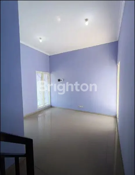 image SEMANGGI RUMAH 2LT SIAP HUNI COCOK UTK PSNGAN MUDA BS NEGO (6)