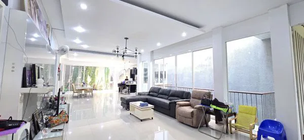 image DIJUAL RUMAH DESIGN MODERN FURNISHED DI KELAPA GADING, JAKARTA UTARA (1)