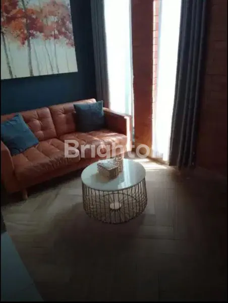 image RUMAH FULLY FURNISH DISEWAKAN DI DISCOVERY BINTARO TANGERANG SELATAN (2)