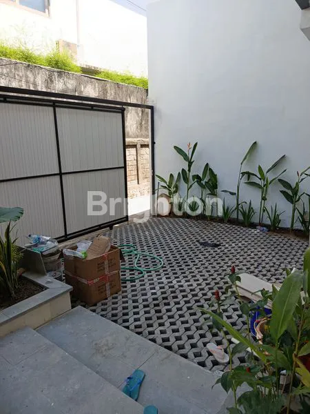 image VILLA MODERN DI SANUR (3)