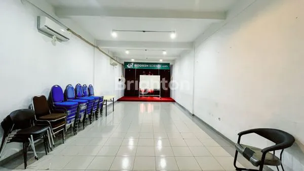image RUKO 2 LANTAI DIJUAL – LOKASI STRATEGIS DI RENON (5)