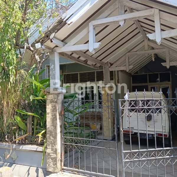 image RUNGKUT MAPAN HOOK HADAP FAVORIT, BELAKANG YAKAYA, DEKAT KE RAYA MERR DAN KAMPUS UPN (1)