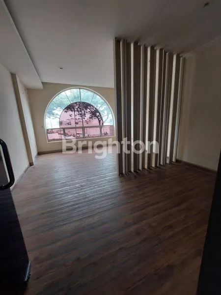 RUKO GREENLAKE CITY STRATEGIS KOMERSIL MURAH JAKARTA BARAT