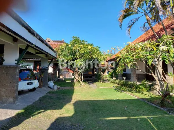 image DIJUAL VILLA MEWAH STYLE MODERN DI RENON (3)