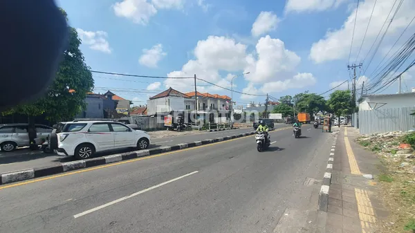 image TANAH 2,85 ARE DI TEPI JALAN MAHENDRADATTA, LOKASI PRIMA DI DENPASAR  (3)
