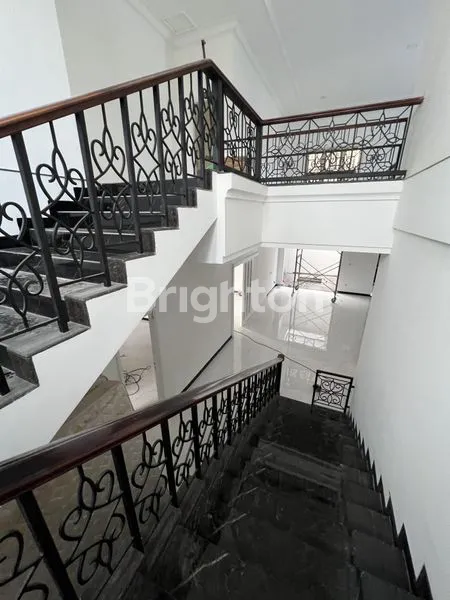 image RUMAH BARU RENOV EX OLD MONEY MULYOSARI SURABAYA BISA INHOUSE TANPA BUNGA (5)