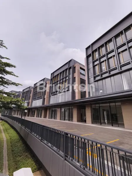 image NORTH POINT TWO  (2)