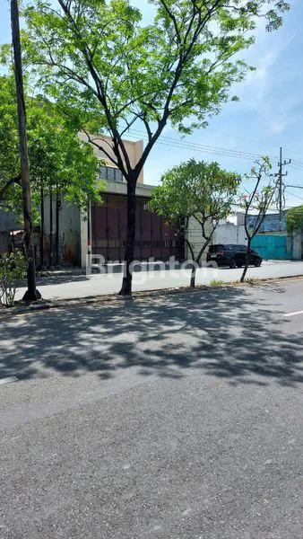 image RUMAH DI RAYA KENJERAN SURABAYA YANG COCOK BUAT KANTOR, GUDANG ATAUPUN RUMAH TINGGAL (2)