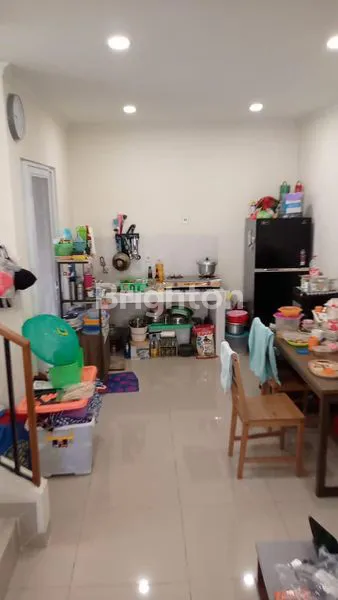 image RUMAH MEWAH 3KT DI SERPONG, TURUN HARGA (4)