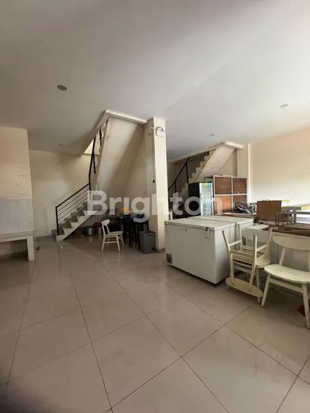 image BALIKPAPAN, RUKO STRATEGIS PADAT PENDUDUK (Y550) (5)