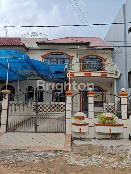 image DISEWAKAN RUMAH ELITE, BINTANG PERMAI, SAMPING DUTA MAITERYA WIRA,  NYAMAN DAN AMAN (2)