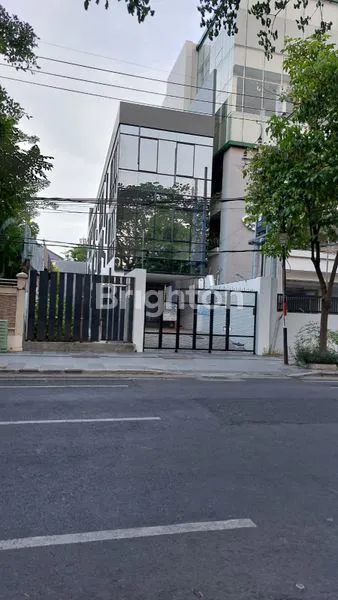 image RUKO 4 LANTAI DI JALAN WIJAYA KUSUMA SURABAYA (1)