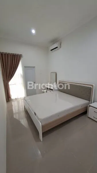 image DISEWAKAN RUMAH MODERN MINIMALIS FOREST HILL  CITRALAND SEMARANG (8)