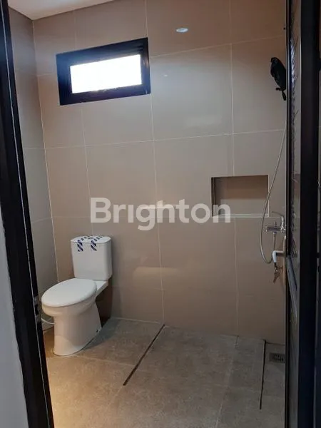 image BANYAK BONUS! RUMAH ESTETIK MODERN DI JELAMBAR (8)