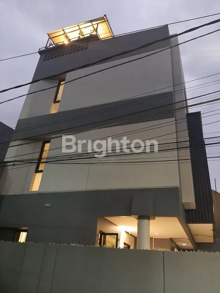 image BANYAK BONUS! RUMAH ESTETIK MODERN DI JELAMBAR (2)