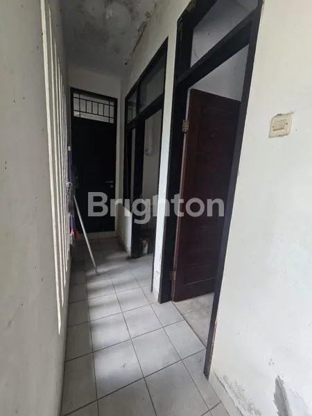 image RUMAH SECOND DI AREA KOMPLEK PEMOGAN DENPASAR SELATAN (4)