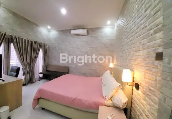 image HUNIAN SEMI FURNISHED NYAMAN DI ISLAMIC VILLAGE - KELAPA DUA (6)