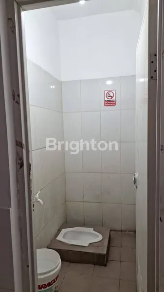 image RUKO JALAN KARTINI SURABAYA ROW JALAN LEBAR MINIMAL 2 TAHUN (8)