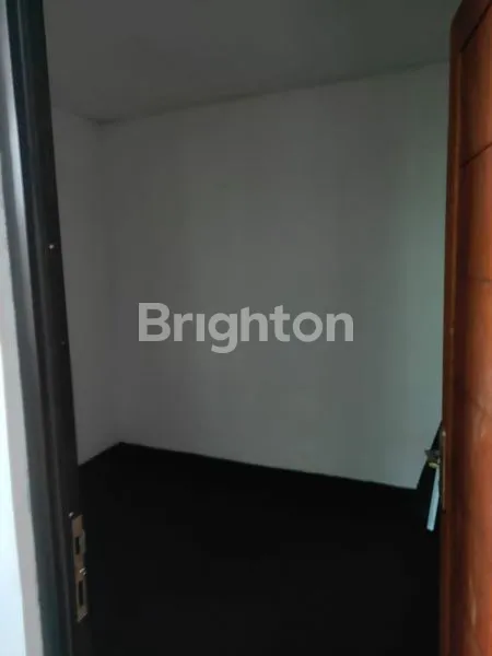 image RUMAH 2 LANTAI DI JEND.AHMAD YANI, RAWAMANGUN JAKARTA TIMUR (2)