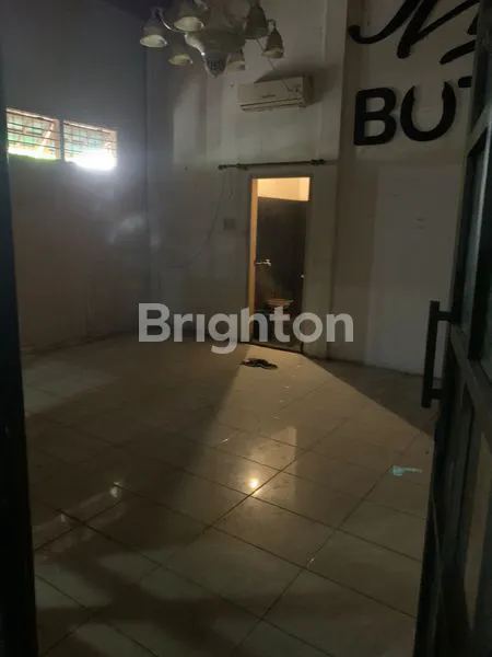 image RUMAH MEWAH 2 LANTAI DI SAMPING JL. DIPONEGORO, PUSAT KOTA PEKANBARU (8)