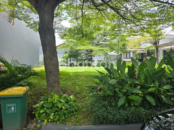 image DIJUAL TANAH DALAM PERUMAHAN YANG TEDUH & ASRI AMPERA, JAKARTA SELATAN (3)