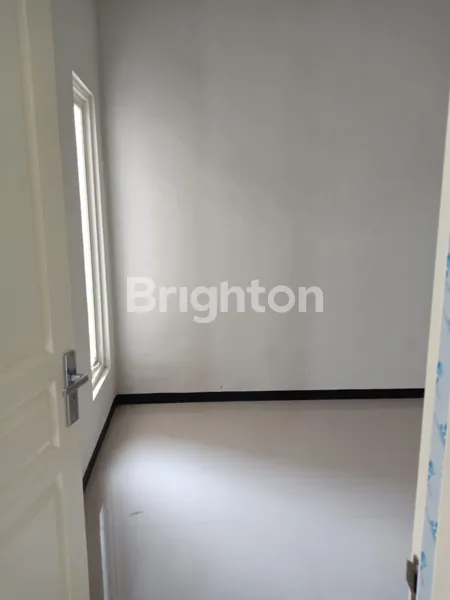 image DIJUAL RUMAH ALANA REGENCY TAMBAK REJO BELAKANG POKCAN MEPET SURABAYA (5)